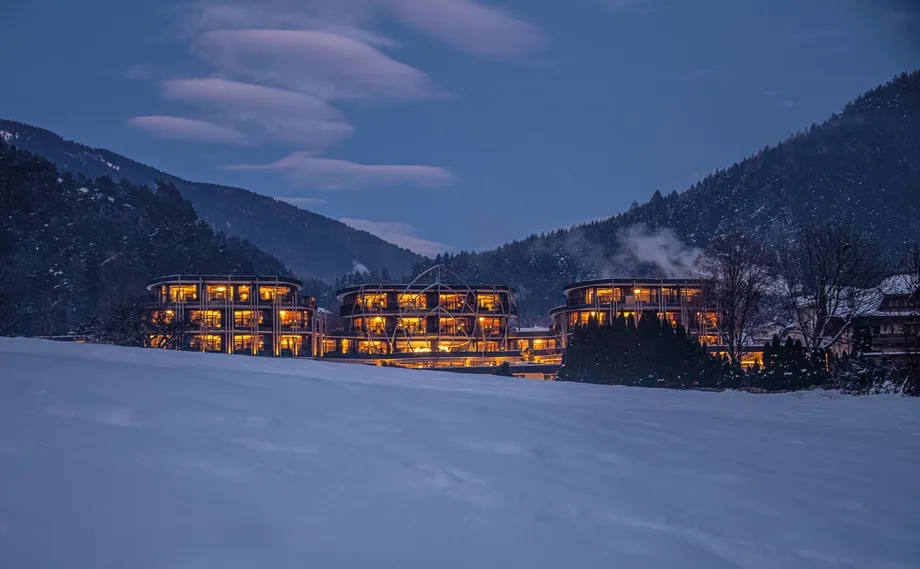 Kronhotel esterno notturno